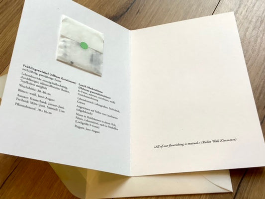 Grußkarte mit Blumensamen der Frühlingszwiebel