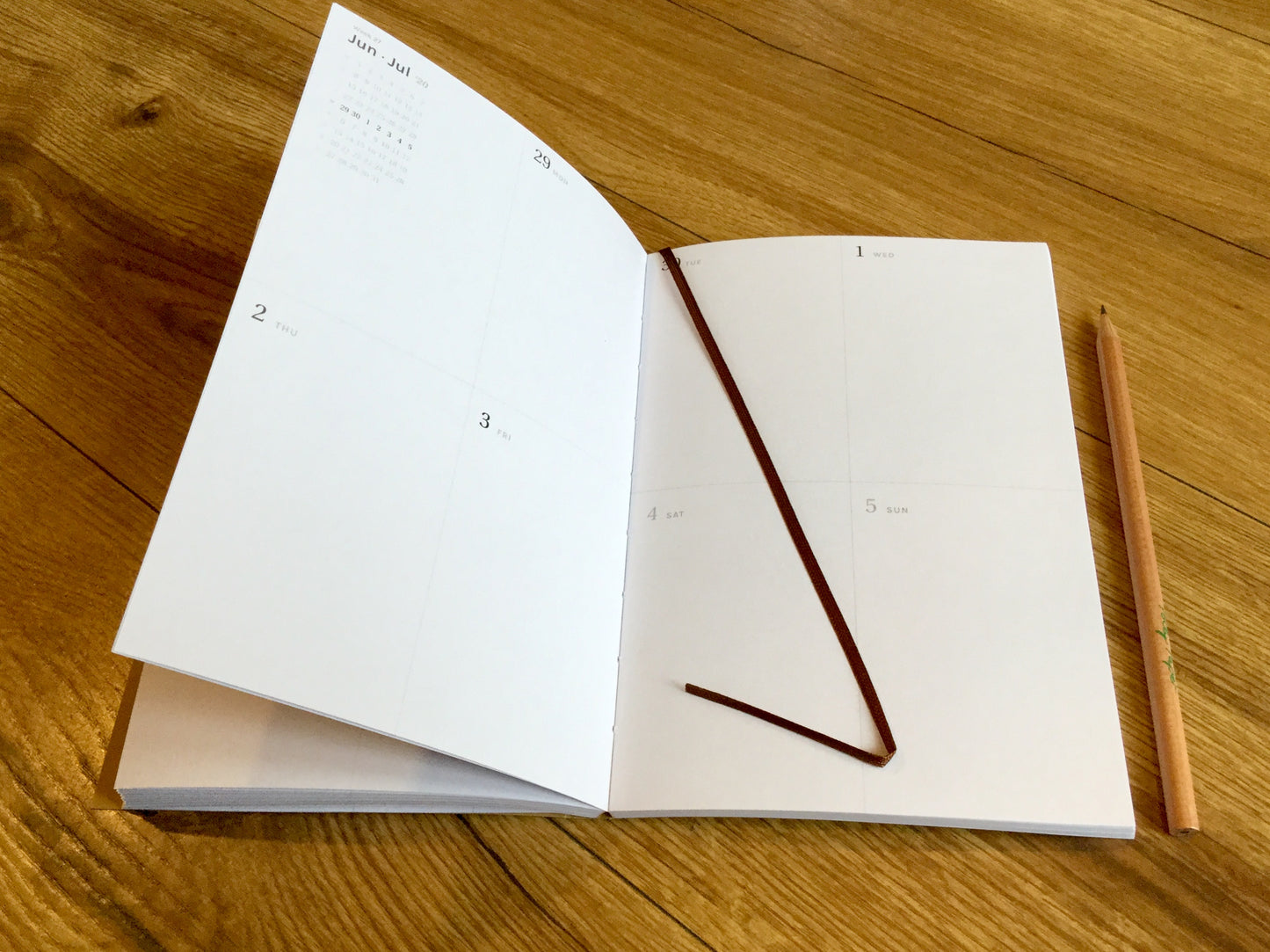 Wochenplaner A5 Octàgon kraftbraun 2026