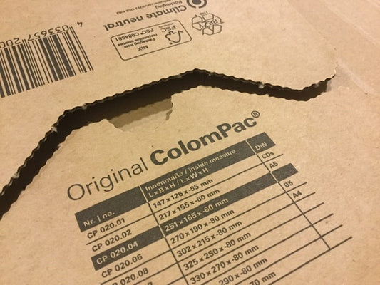 Faltkarton A5+ Paket Colompac
