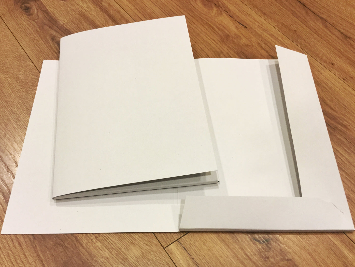 Pressemappen 10x Angebotsmappe weiß 2 Flügel