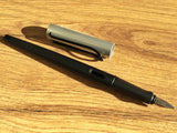 Lamy Joy AL Füller (silberne Kappe)