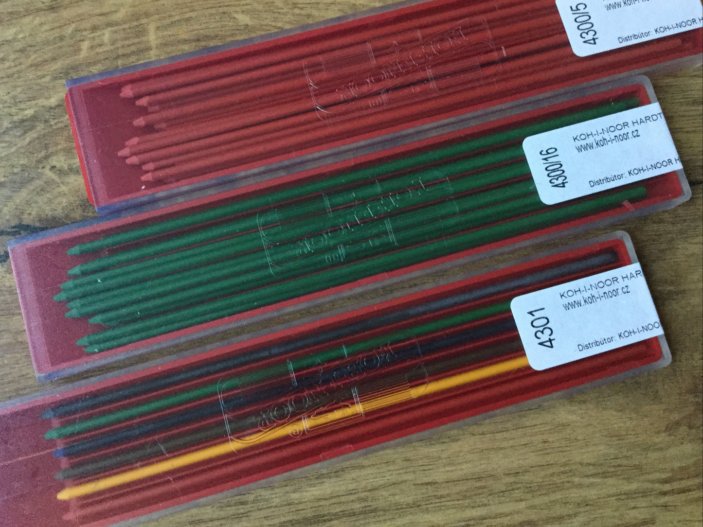 Feinminen 2mm farbig KOH-I-NOOR°