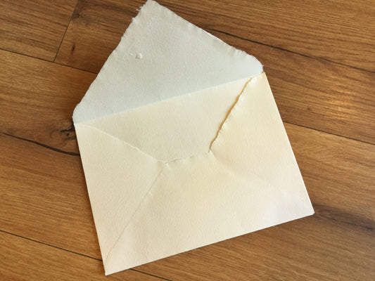 C5 Büttenkuvert naturweiß Ca l'Oliver