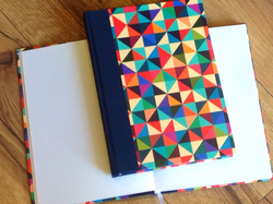 Buch Leinenrücken A5 Geometrik bunt innen blanko