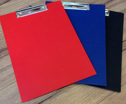 Klemmbrett blau / rot Recyclingpappe° - Polly Paper