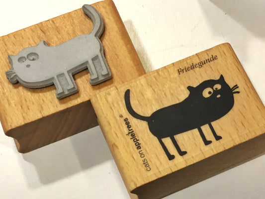 Holzstempel mit lustigem Katzenmotiv