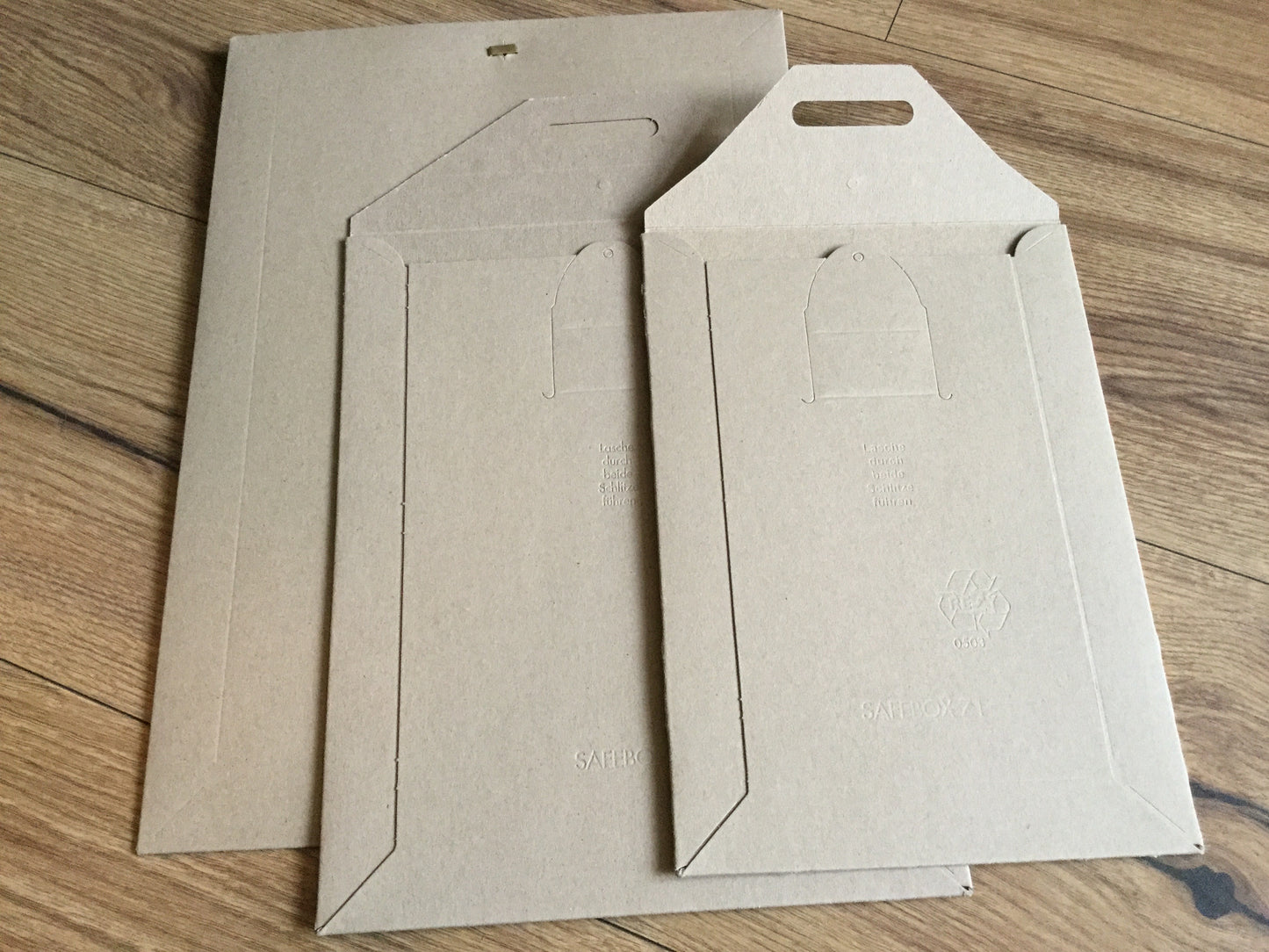 Karton-Versandtasche Recycling°