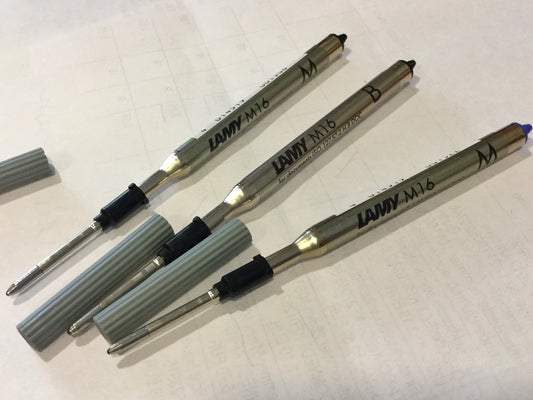 Ersatzmine von Lamy für Kugelschreiber in schwarz und blau, in M und B