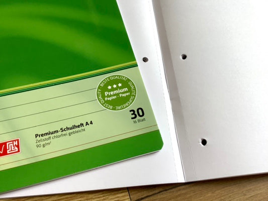 Schulheft A4 Lin.30 blanko gelocht perforiert 90g