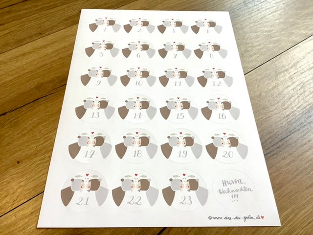 Runde Sticker mit 24 Adventskalender-Zahlen